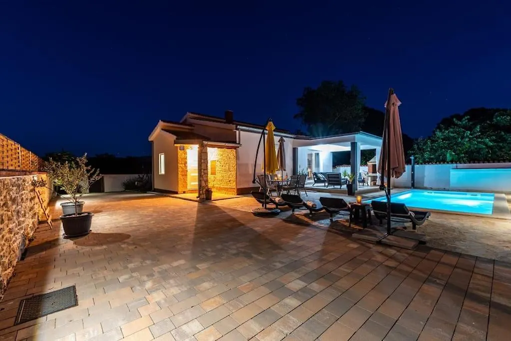 Villa Lena Pridraga 0*,